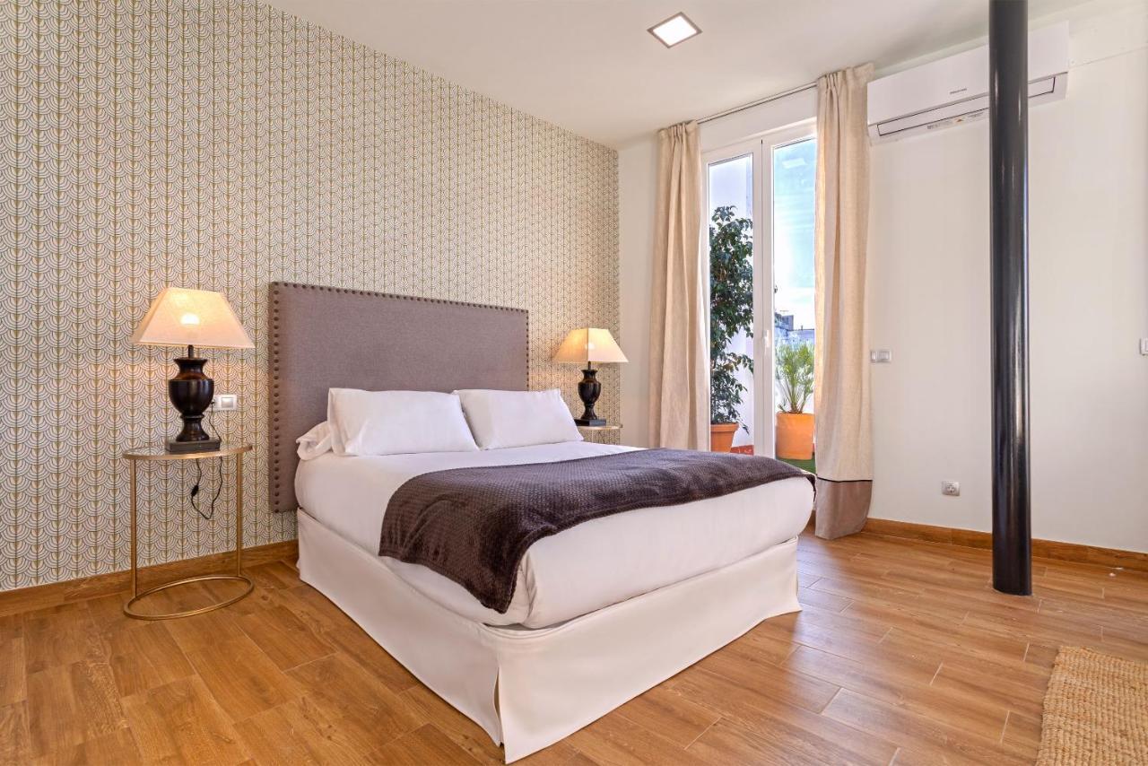 Genteel Home Recaredo Seville Exterior photo